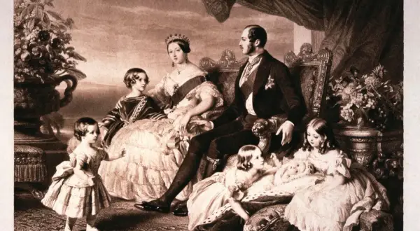 La reina Victoria de Inglaterra, junto al príncipe Alberto y sus hijos, en un retrato familiar.