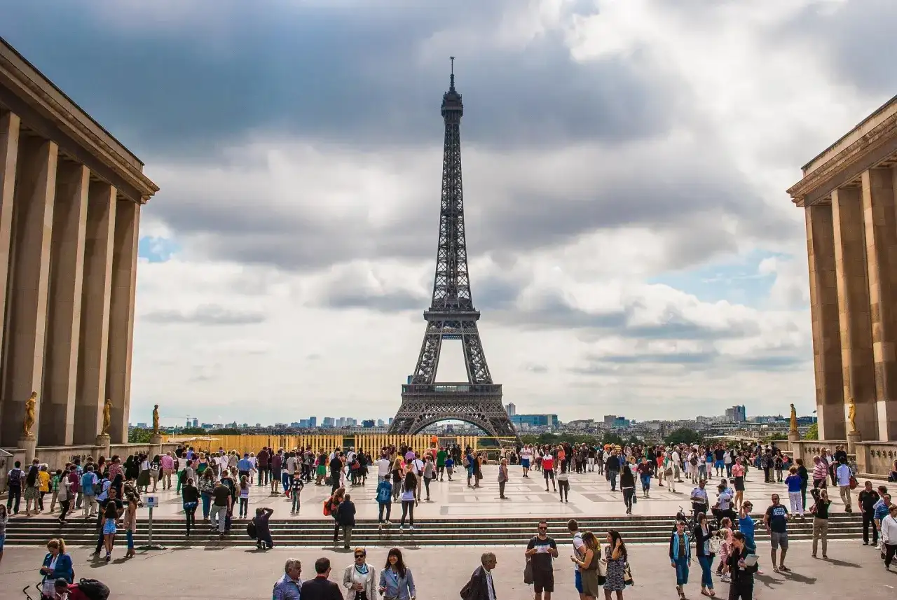 Torre Eiffel, historia, ingeniería y guía para visitarla