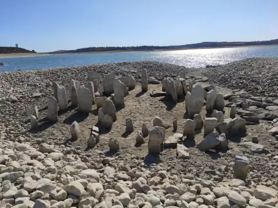 Dolmen de Guadalperal: el Stonehenge español que emerge del agua